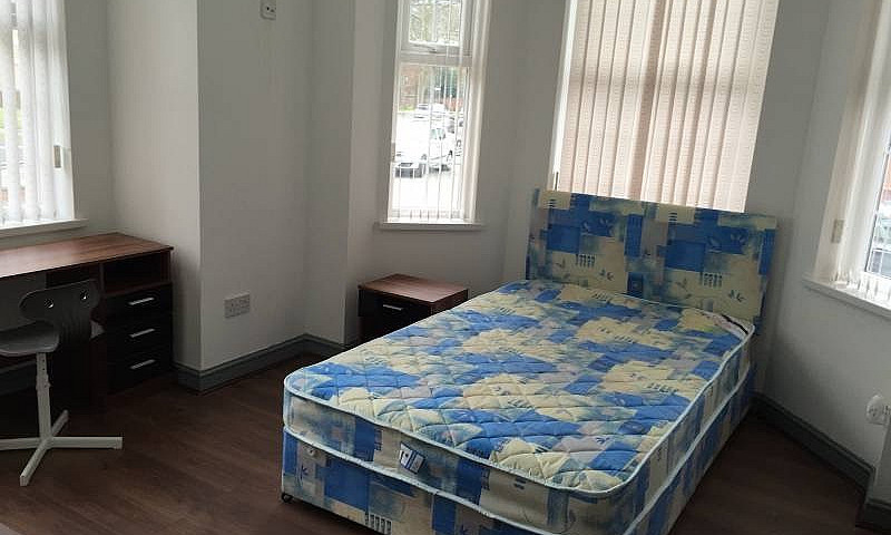 1 Bedroom, On-Suite,...