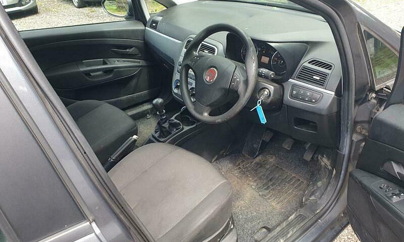 2012 Fiat Punto 1.2 ...