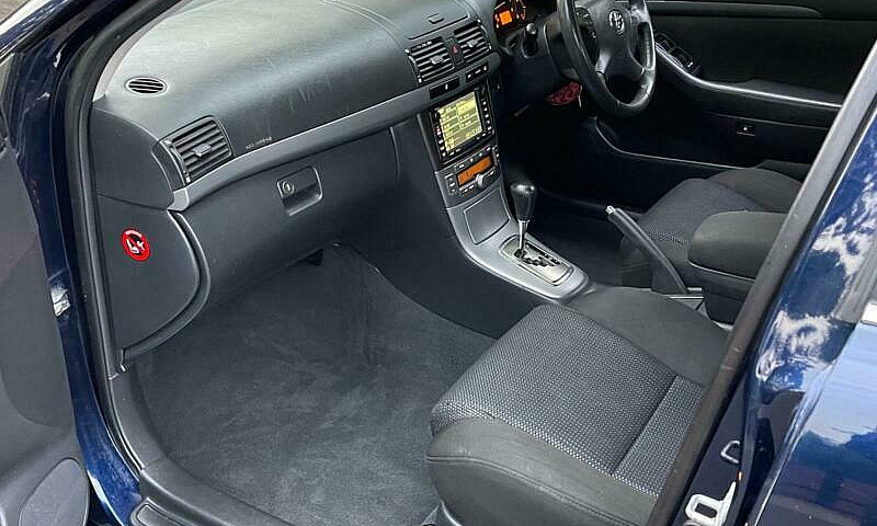 Toyota Avensis 2.0 V...