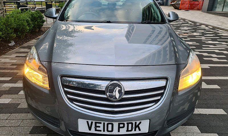2010 Vauxhall Insign...