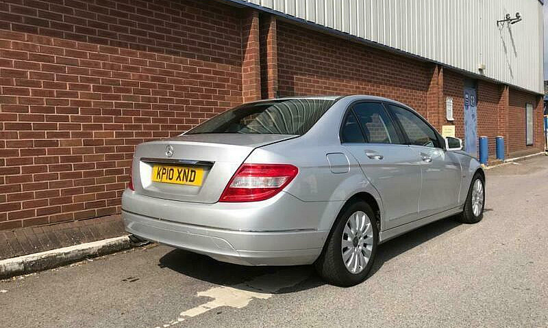 2010 Mercedes-Benz C...