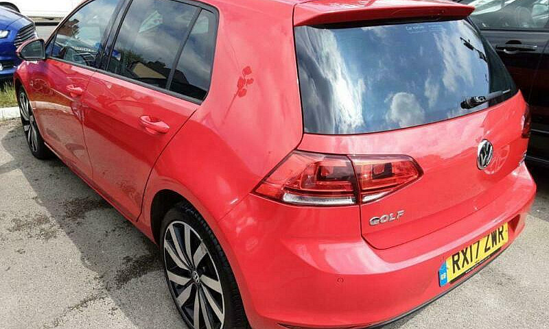 2017 Volkswagen Golf...