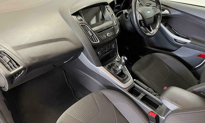 2017 Ford Focus 1.0T...