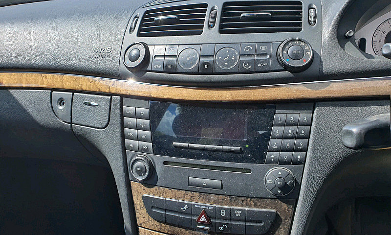 Mercedes E220 Cdi...