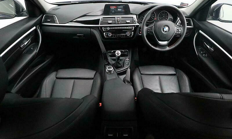 2018 Bmw 3 Series 32...