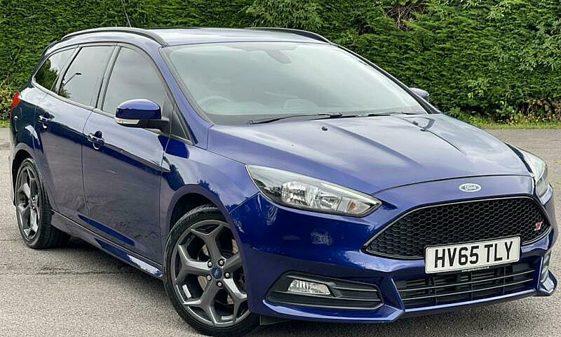 2015 Ford Focus 2.0T...