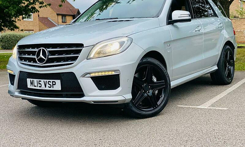 2015 Mercedes-Benz M...