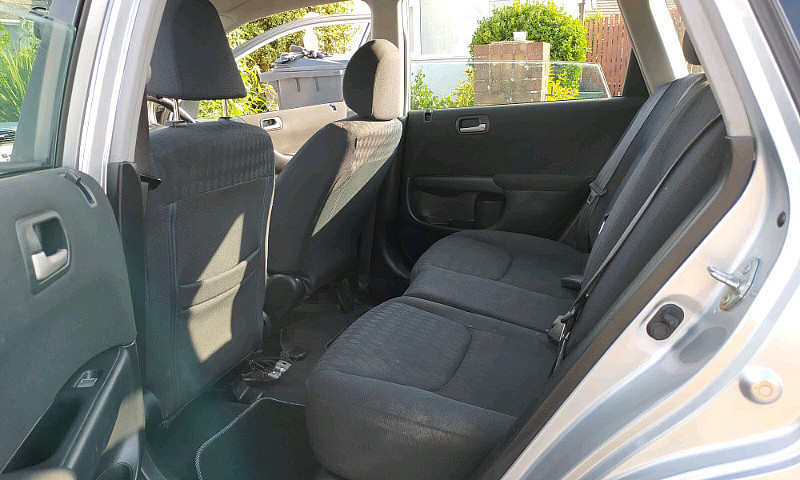 2004 Honda Civic 1.6...