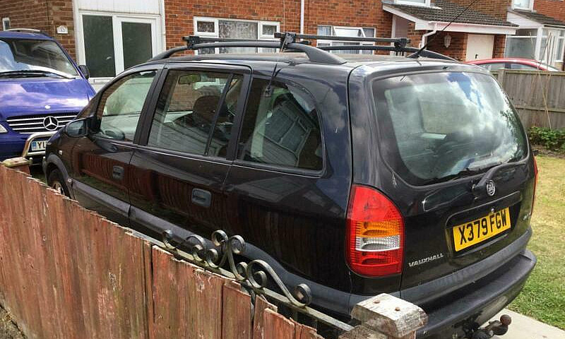 Vauxhall/Opel Zafira...