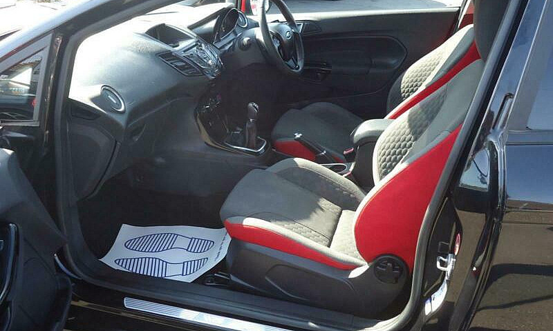 2015 Ford Fiesta 1.0...