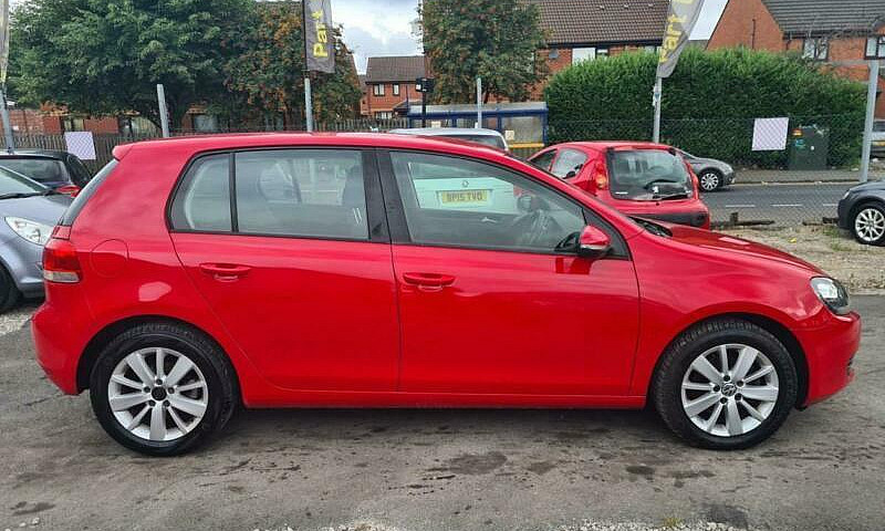 2012 Volkswagen Golf...