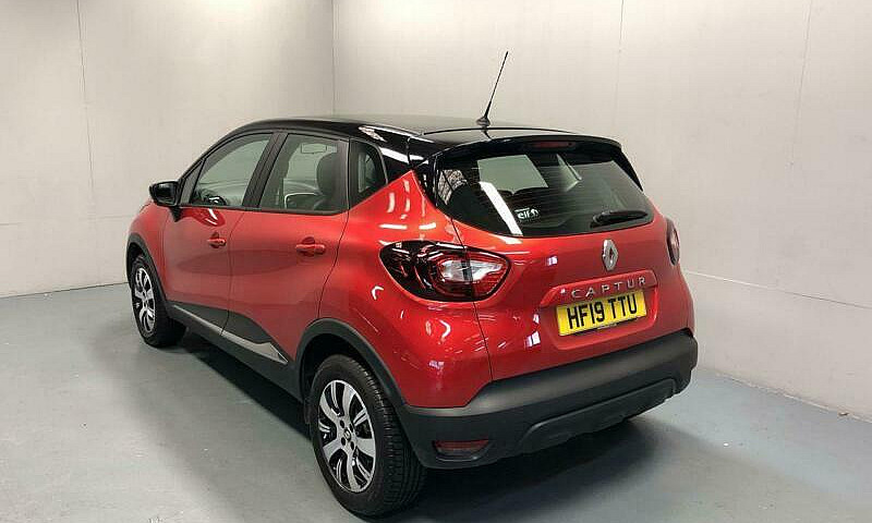 2019 Renault Captur ...