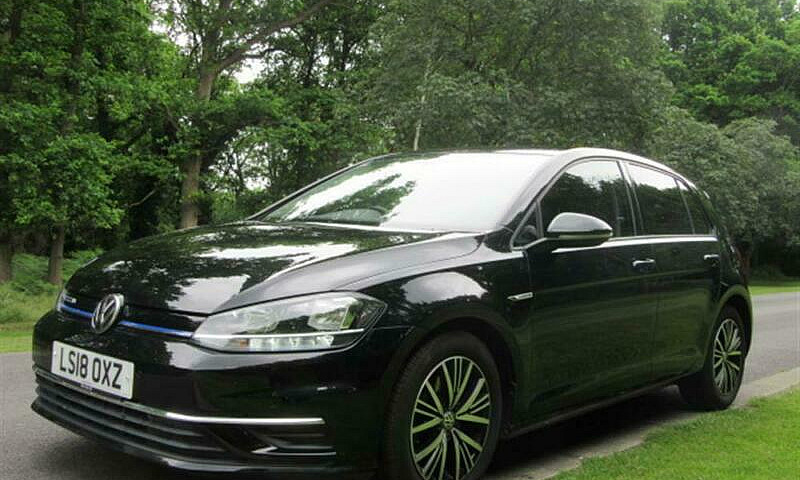 2018 Volkswagen Golf...