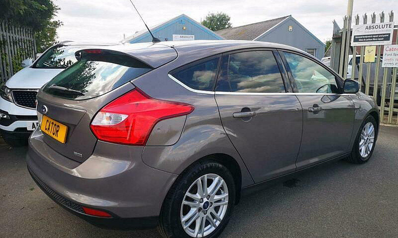 Ford Focus 1.6 Titan...