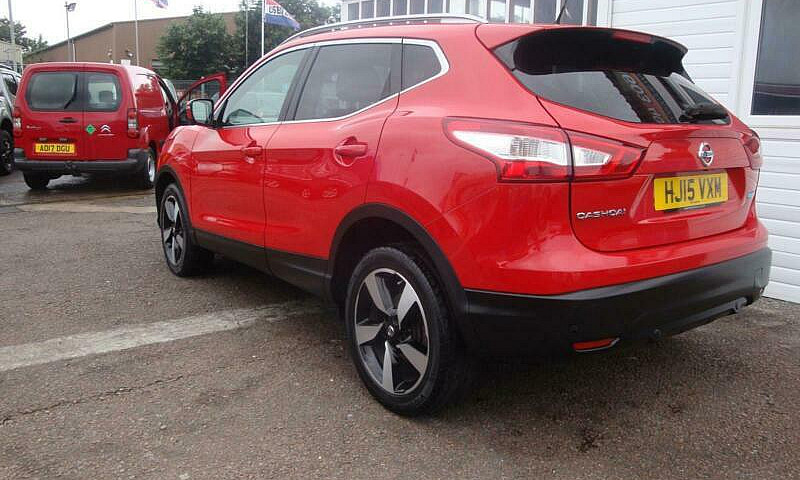 Nissan Qashqai 1.5 D...