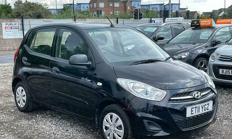 * 2011 Hyundai I10 1...