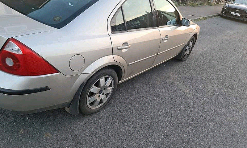 Ford Mondeo...