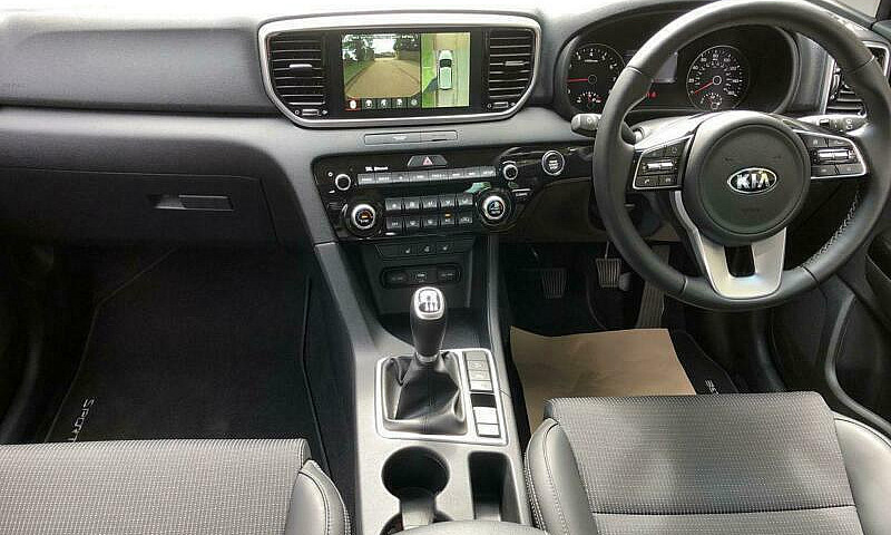 2019 Kia Sportage 1....
