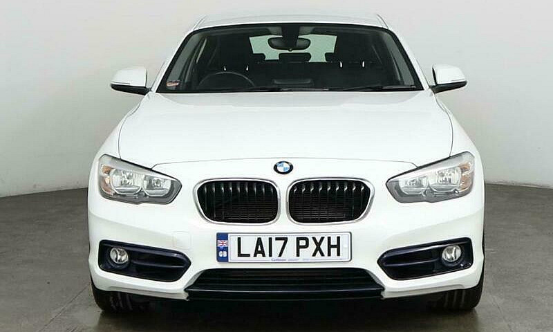 2017 Bmw 1 Series 11...