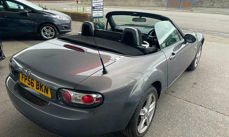 2006 Mazda Mx-5 2.0I...