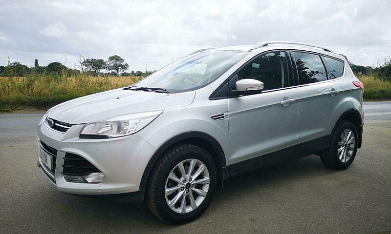 2016 Ford Kuga Titan...