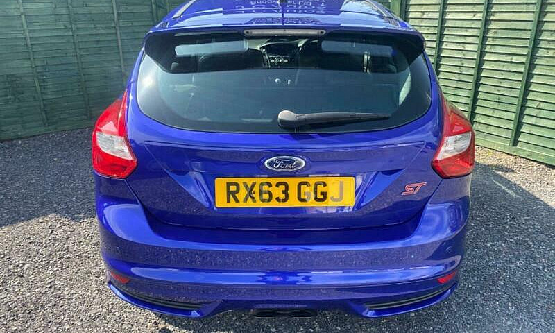 2013 Ford Focus 2.0T...