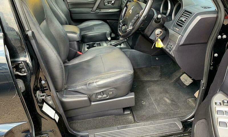 2011 Mitsubishi Shog...