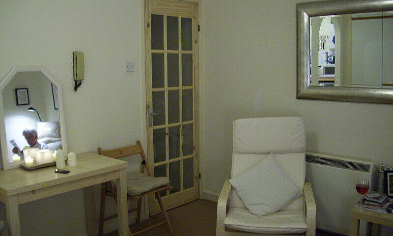 Studio Flat In Wyche...