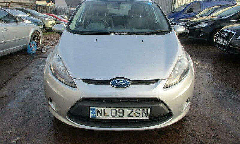 Ford Fiesta Style Pl...