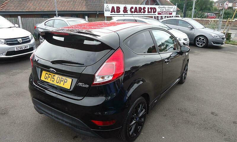2015 Ford Fiesta 1.0...