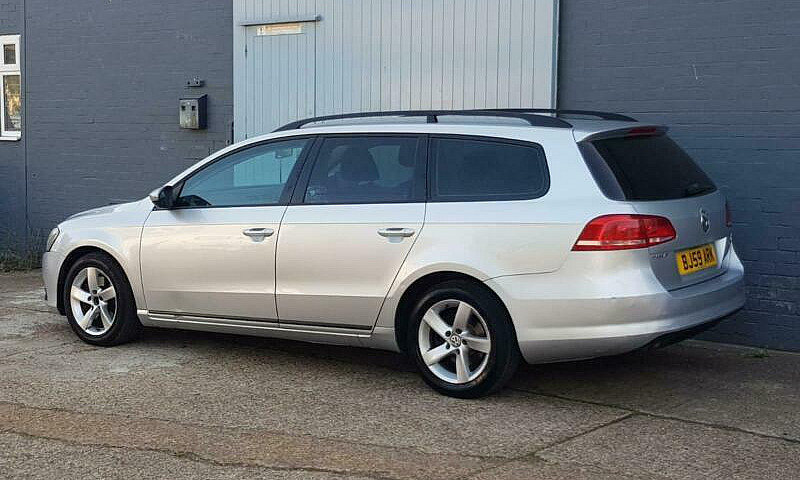 2011 Volkswagen Pass...