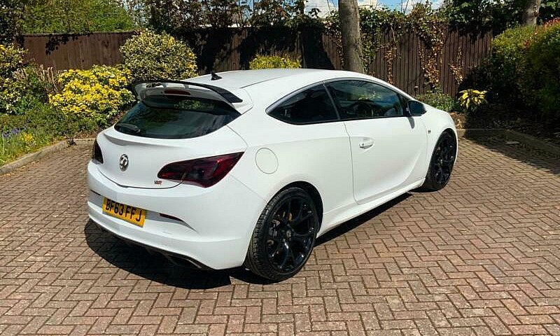 2013 Vauxhall Astra ...