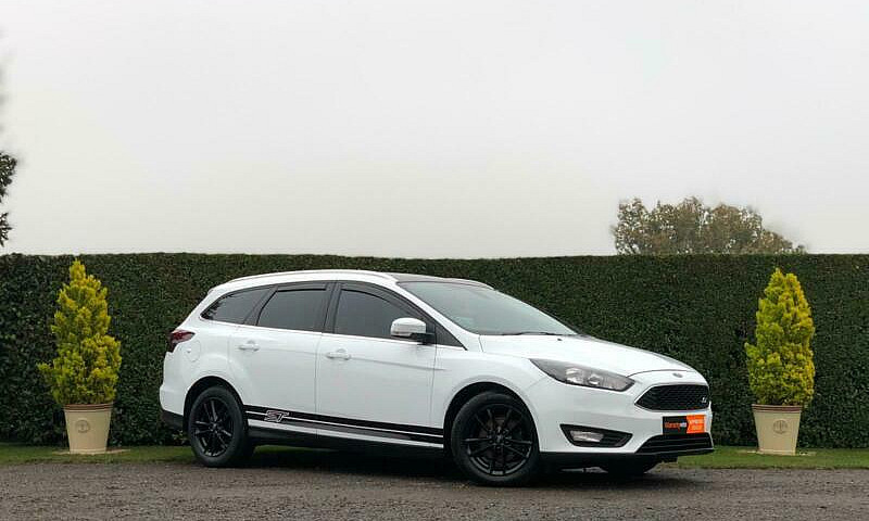 Ford Focus Zetec 1.5...