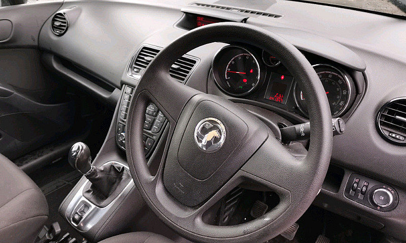 Vauxhall Meriva 2013...