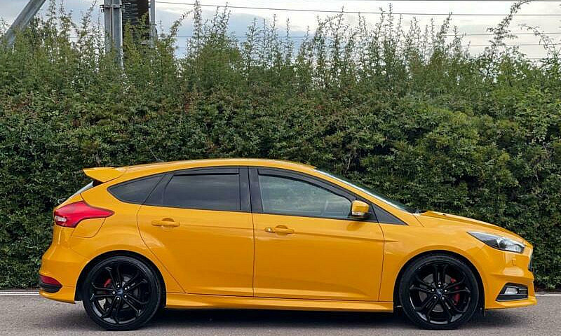 2016 Ford Focus 2.0 ...