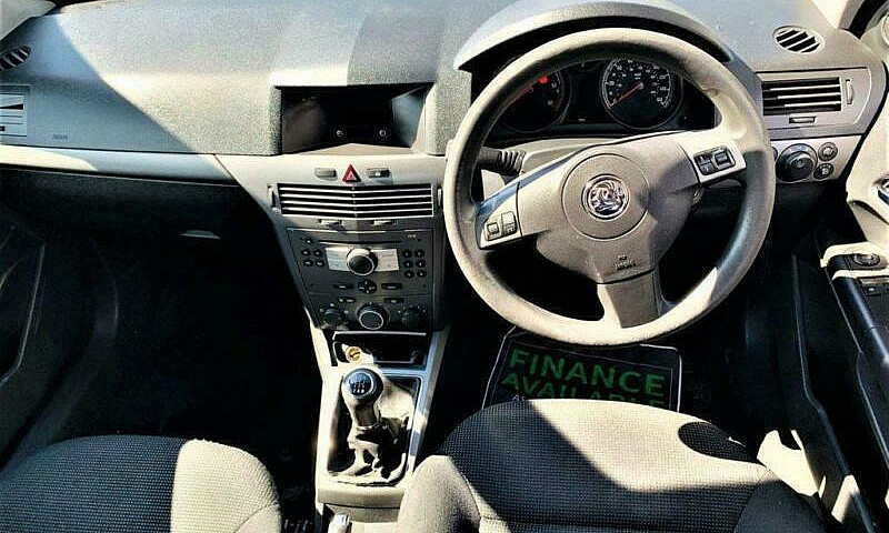 2006 Vauxhall Astra ...