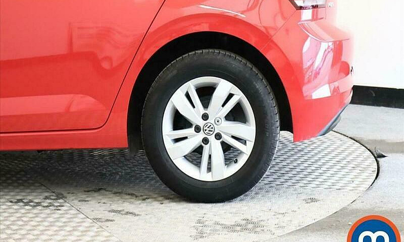 2019 Volkswagen Polo...