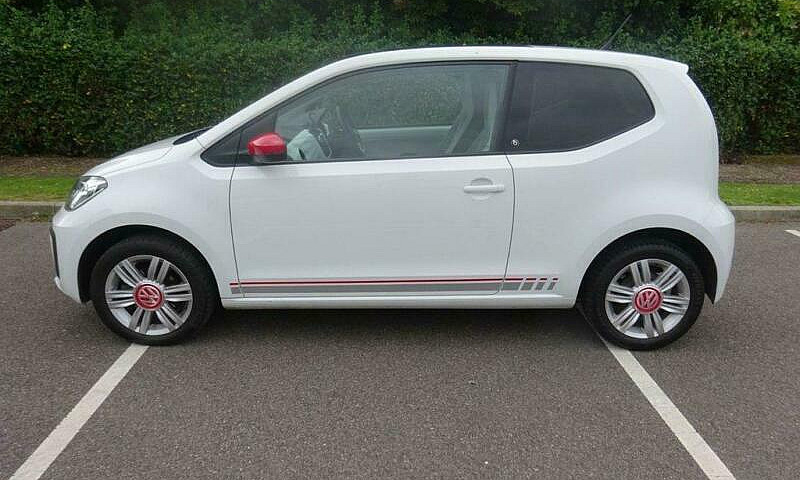 2019 19 Volkswagen U...