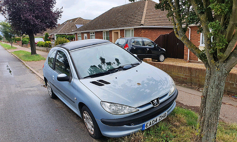 Peugeot 206...