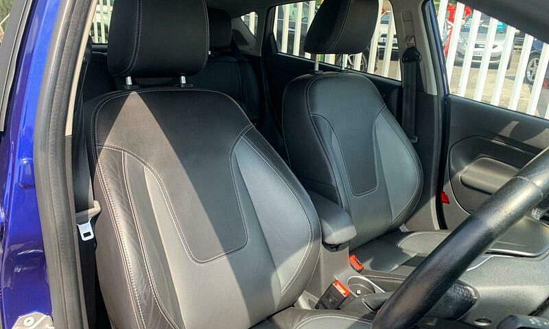 2015 Ford Fiesta 1.0...