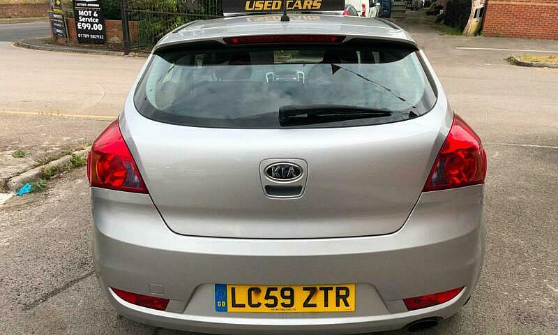2009 Kia Pro Ceed 1....