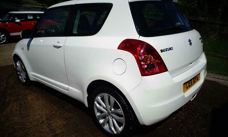 Suzuki Swift 1.3 Sz3...