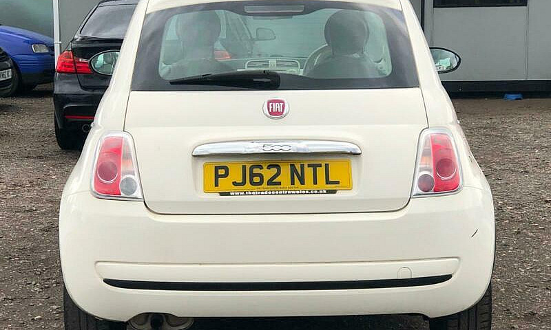 * 62 2013 Fiat 500 1...