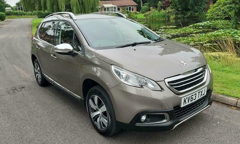2013 Peugeot 2008 E-...