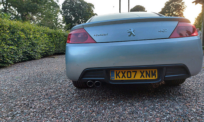 Peugeot 407...