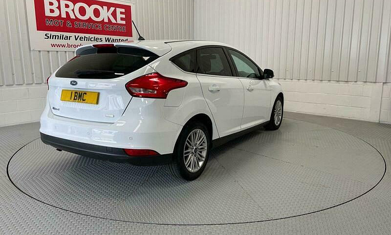 2017 Ford Focus 1.0T...