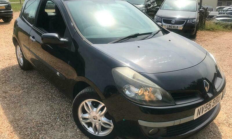 2006 Renault Clio 1....