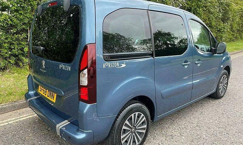 2018 Peugeot Partner...