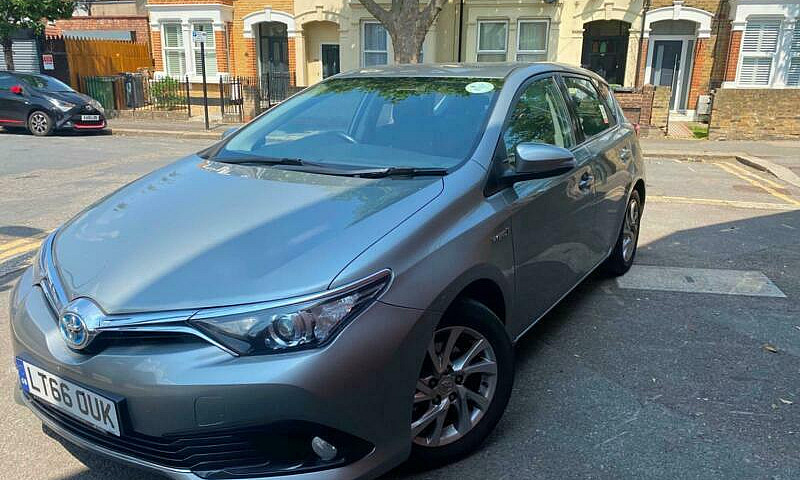 2016 Toyota Auris 1....