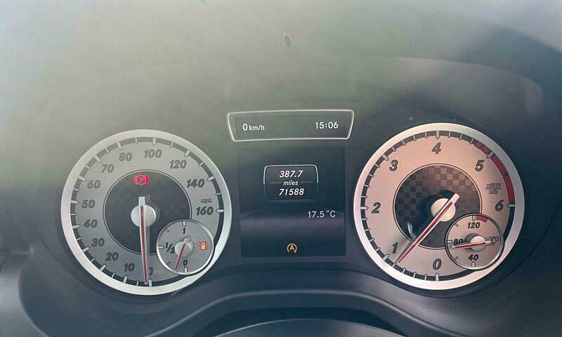 2015 Mercedes-Benz A...